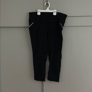 Athleta tall cropped leggings